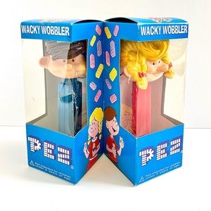 Funko PEZ 1999 Girl & Boy Vintage Wacky Wobbler Bobble-Head Set (NWB)